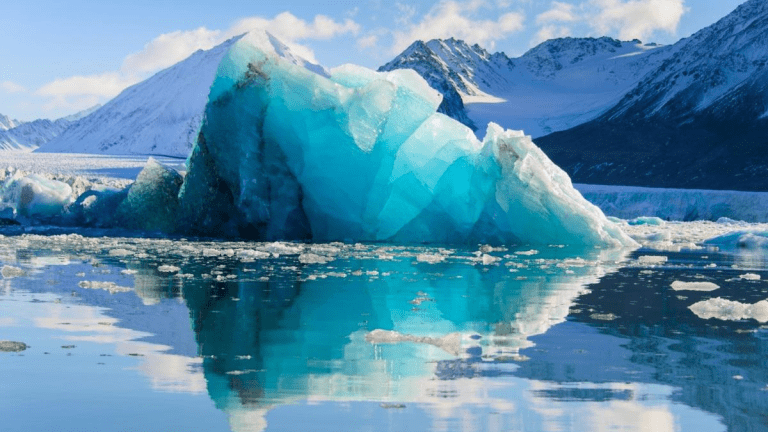 🧊 Methane monster under the ice — Arctic lakes becoming potent climate disruptors