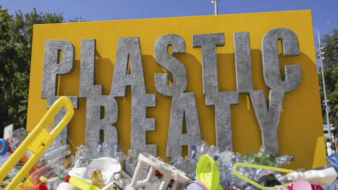 🌍 Plastic crisis hits boiling point — protesters confront world leaders at Geneva treaty talks